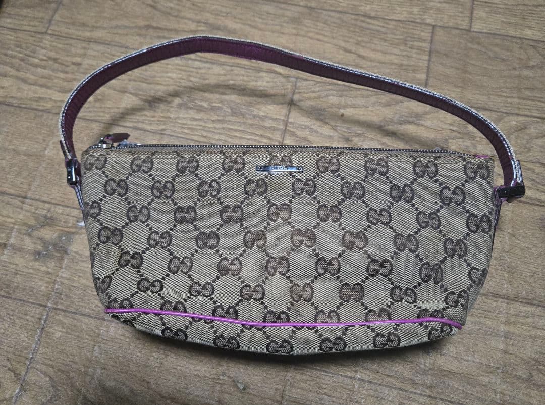GUCCI GGキャンバス ポーチ ベージュ