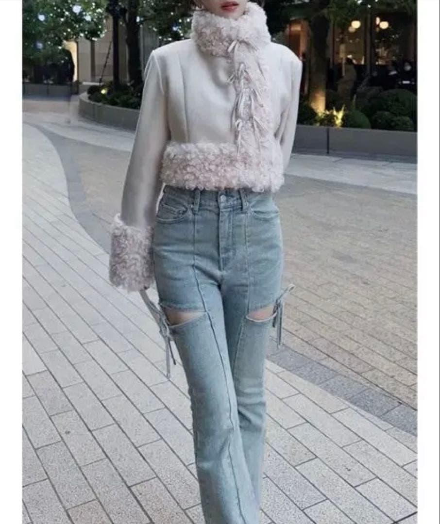 RESEXXY カットアウトリボンデニムパンツ Lサイズ RESEXXY（リゼクシー） カットアウトリボンデニムパンツ 限定価格 即日