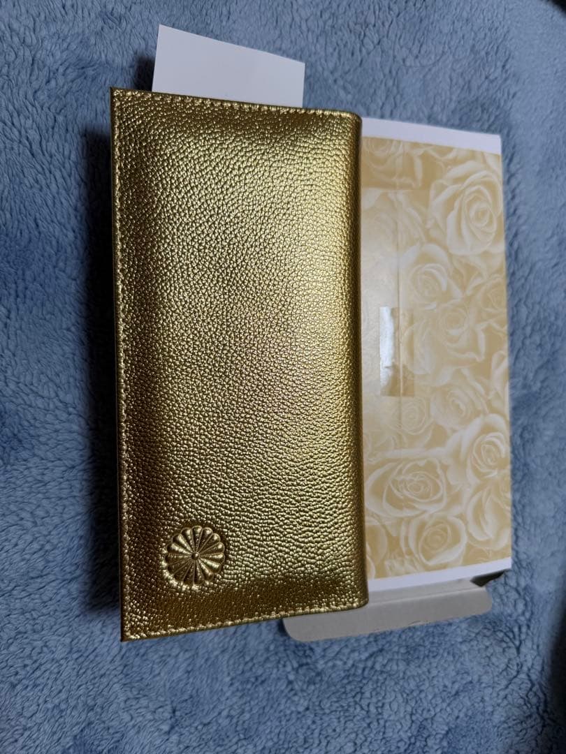 2025皇居ゴールド 長財布 箱付き