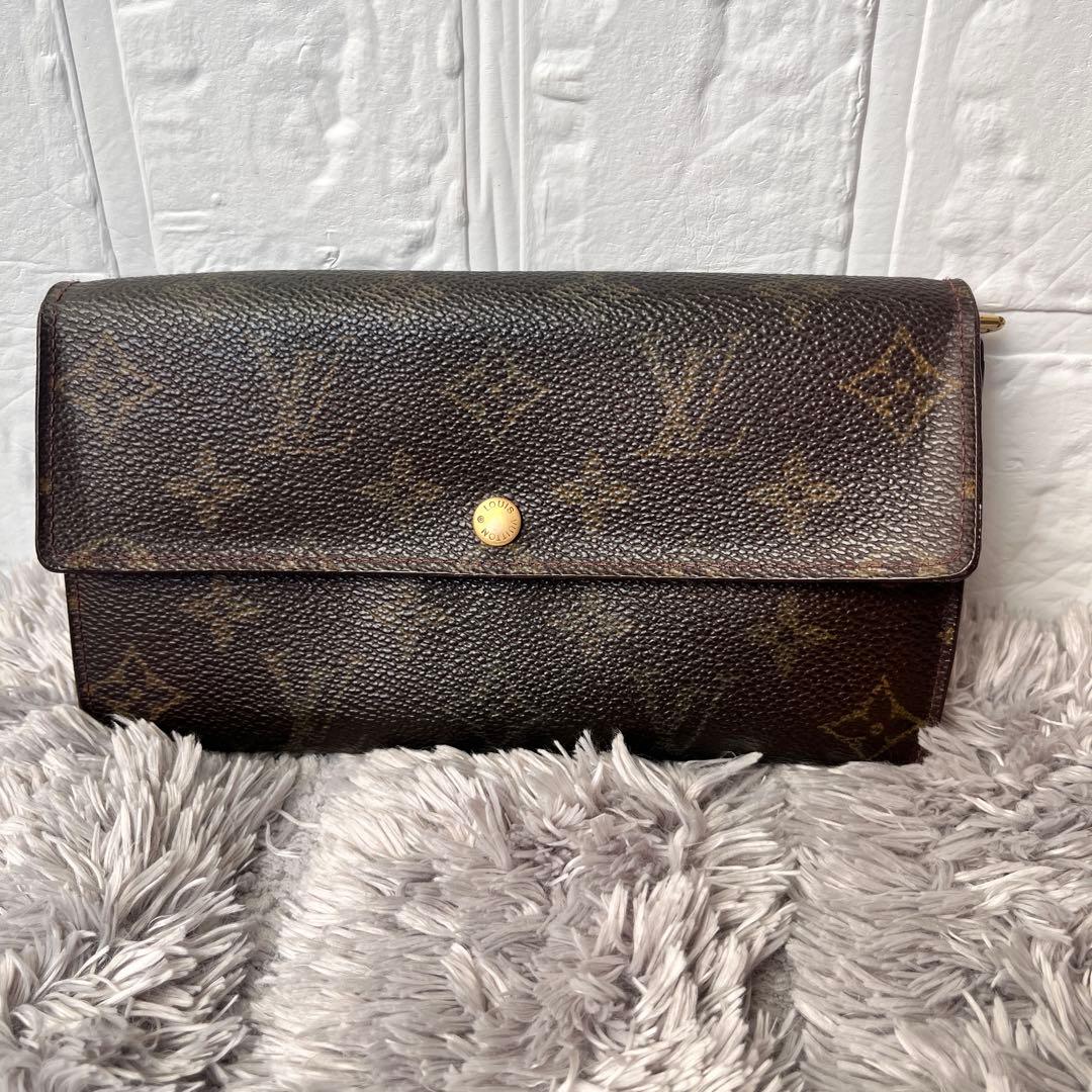 ルイヴィトン　モノグラム　長財布　ポルトモネクレディ　メンズ　レディース