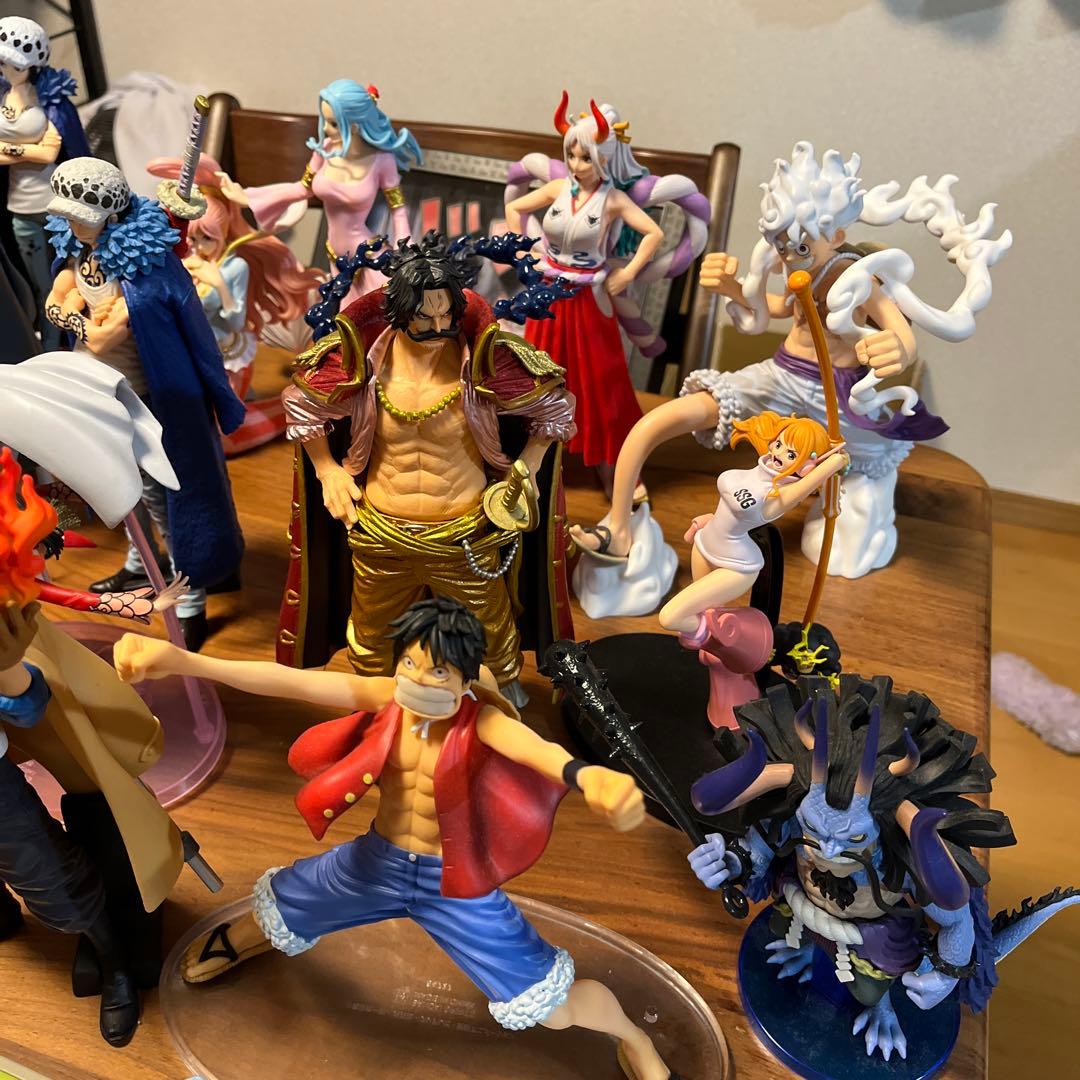 ワンピース フィギュア25体まとめ売り - メルカリ