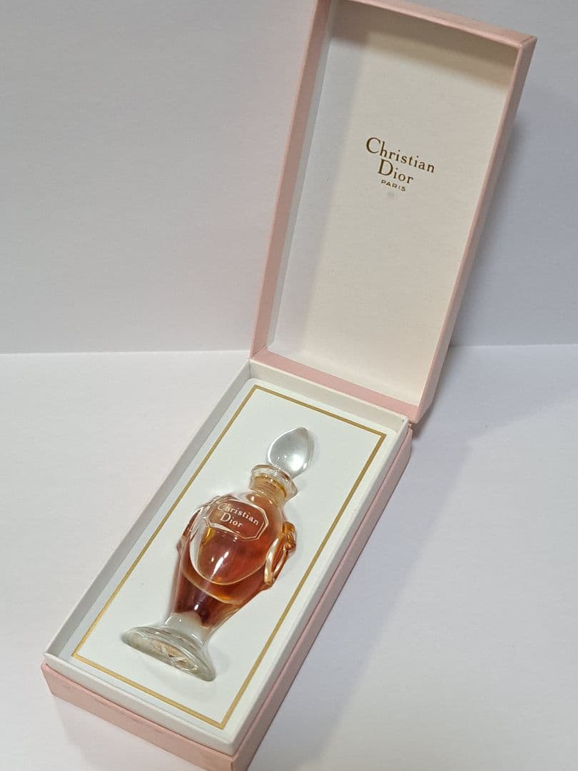 ディオリッシモ Diorissimo アンフォラ パルファム7.5ml Dior