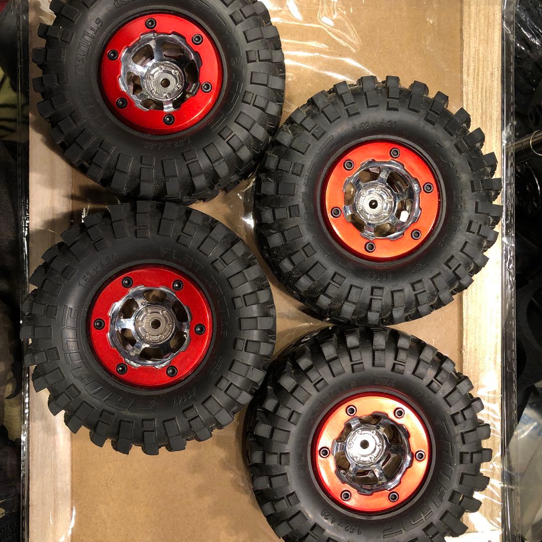 【送料込み】★プロライン★クローラータイヤ&ビードロックホイール★検RC4WD★ 問屋ワールド】クローラーRC用1.55インチスチール製ビードロック