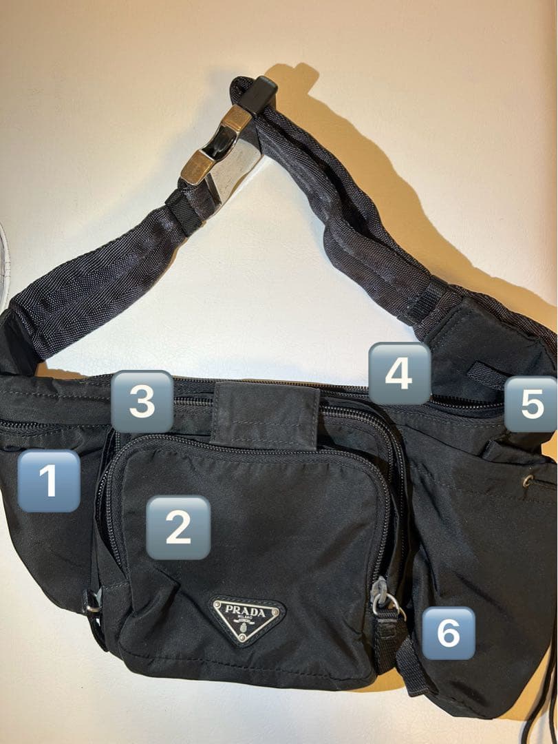 PRADA ブラック ボディバッグ　 　　　　　　　　　ユニセックス【男女兼用】