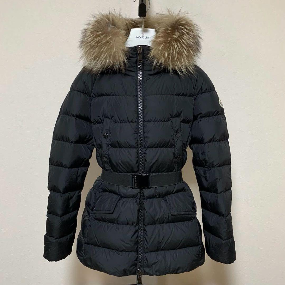 大人気★ モンクレール　CLION クリオン　2 ブラック　ファー　5D183 MONCLER - 美品 高級モデル モンクレール CLION ファー付 国内正規品の