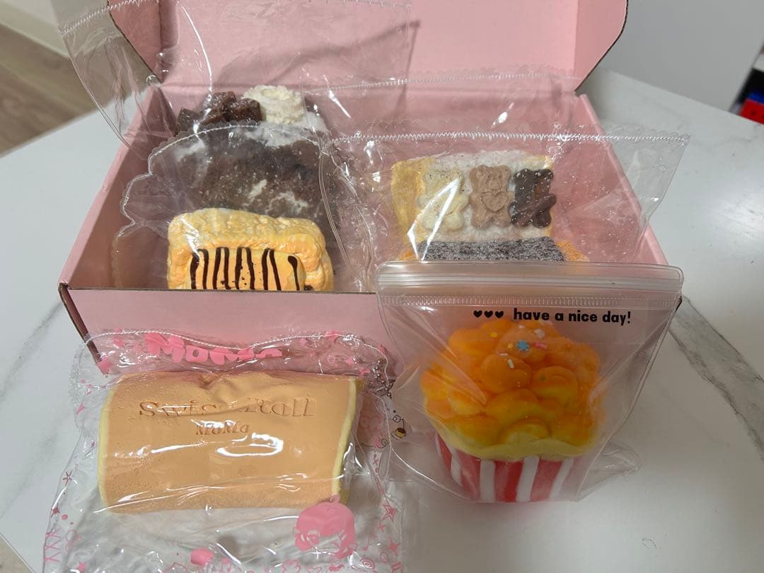 スクイーズ kikisquishy MOMO ladodo